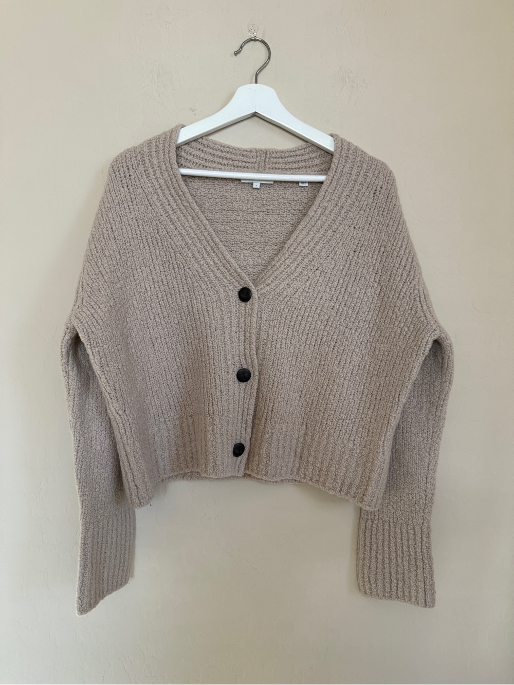 Vince Cozy Cropped V-Neck Button Cardigan - Beige Boucle